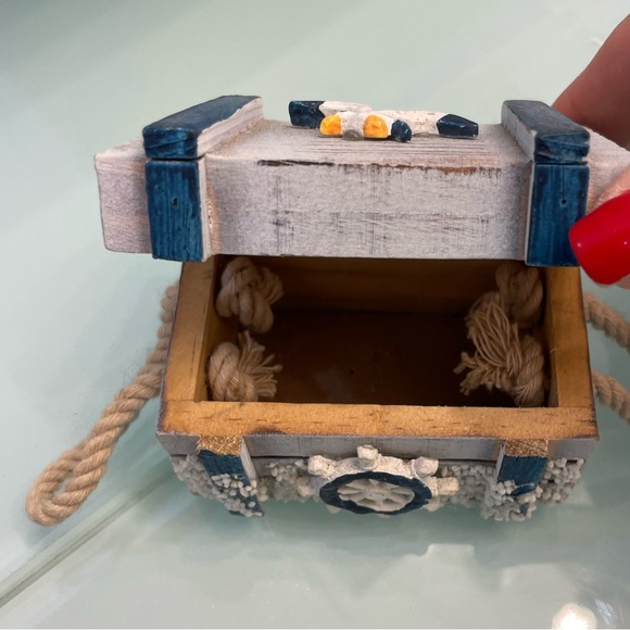 Handmade Keepsake / Jewelry Box - Picture 4 of 13